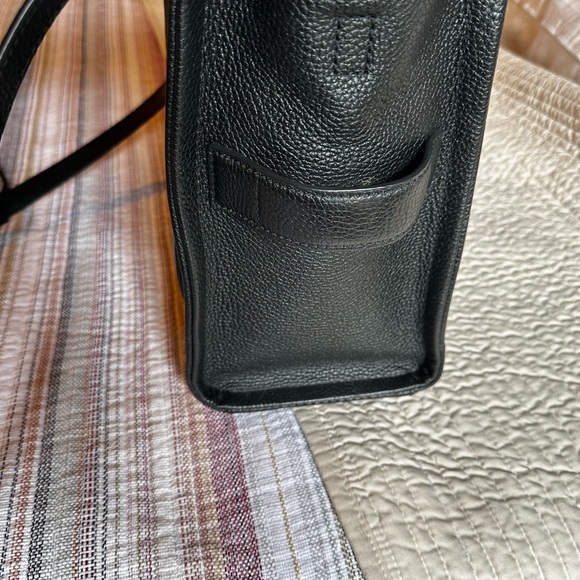 Marc Jacobs The Tote Bag Medium Size  💯 Authentic Full Grain Leather - Picture 8 of 16